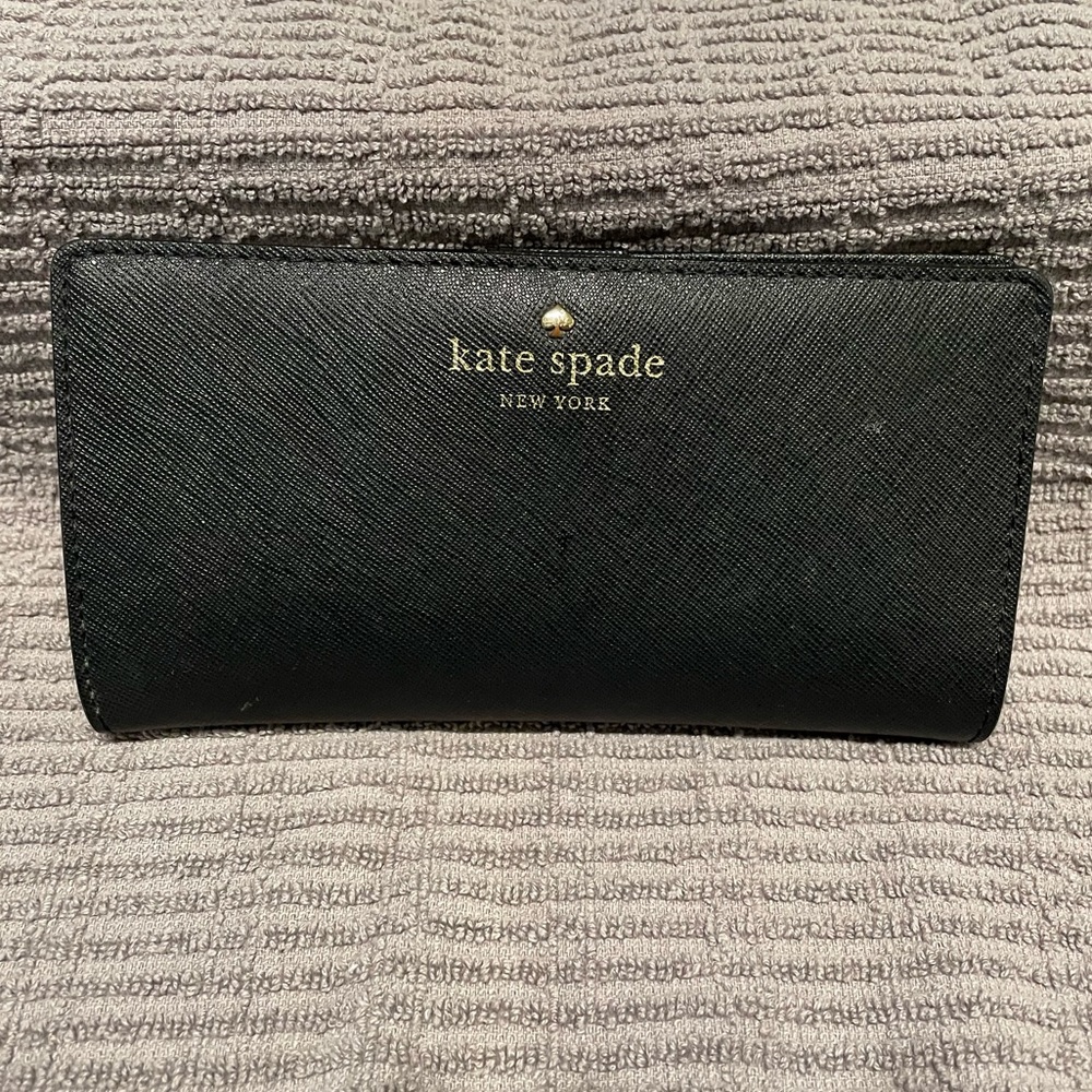 Kate Spade wallet- black